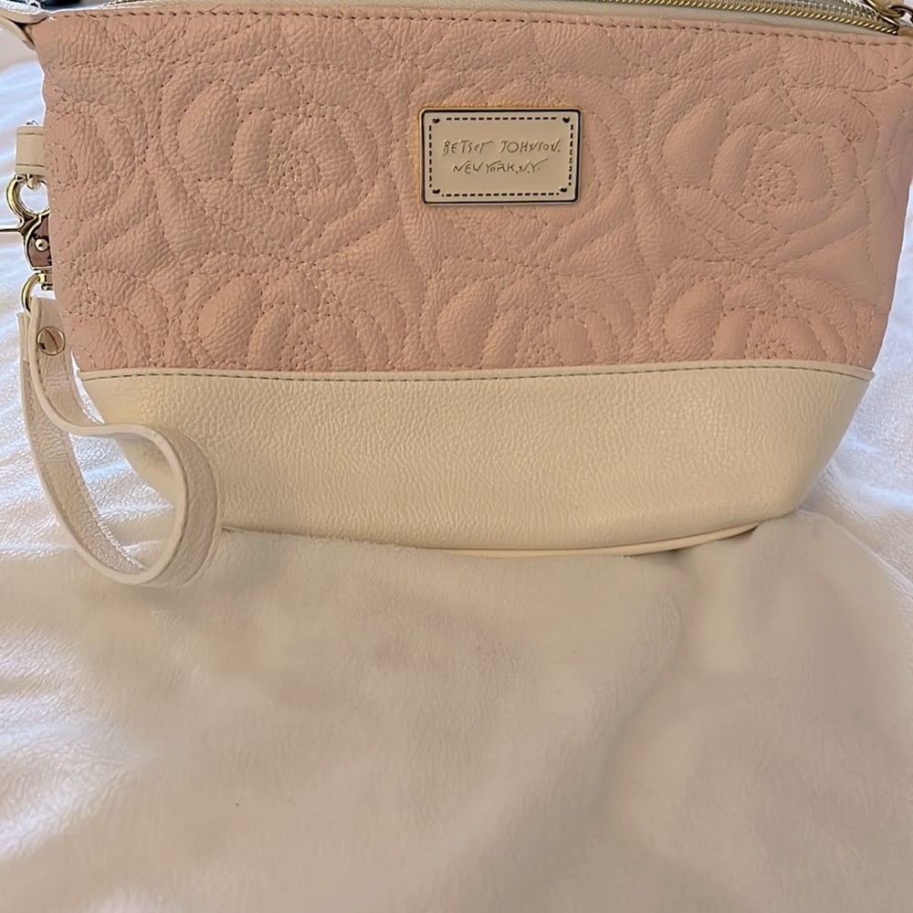 Betsey Johnson Wristlet.  NWOT. Pale Pink.